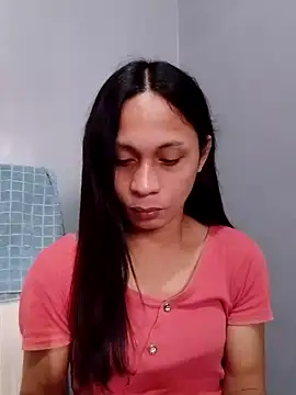 missruffa online show from December 3, 2025, 4:31 am