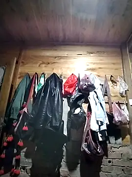   Ngoc20   online show from November 11, 2025, 4:45 am