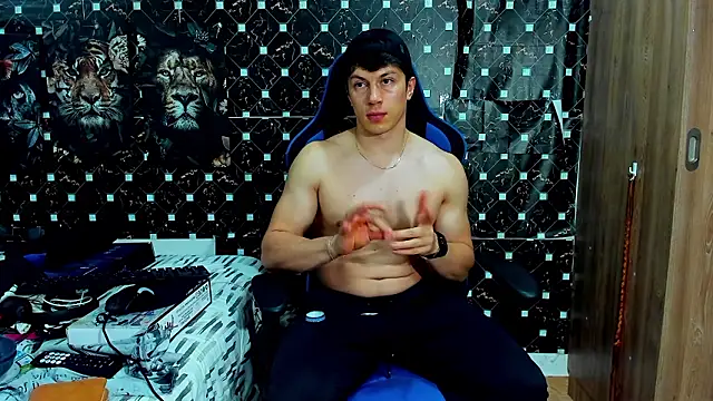 javiersexymann online show from March 30, 2026, 1:39 am