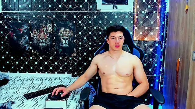 javiersexymann online show from May 20, 2026, 4:46 pm