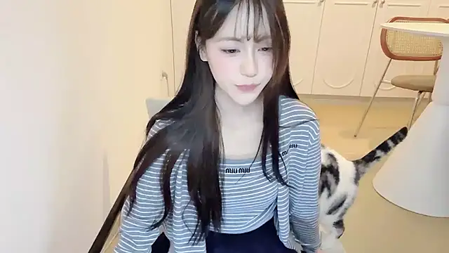 Snapshot of xxxjbgdrgn chatting on April 7, 2026, 2:28 pm xxxjbgdrgn online show from April 7, 2026, 2:28 pm