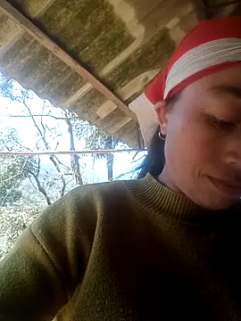 lucybaby00 online show from November 30, 2025, 3:54 am