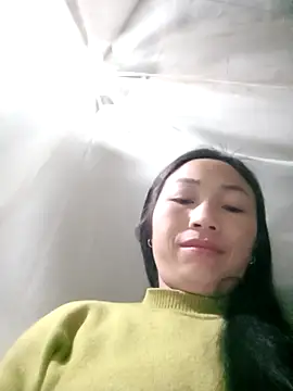 lucybaby00 online show from March 7, 2026, 10:51 pm