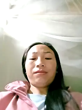 lucybaby00 online show from March 9, 2026, 10:14 pm