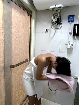 Snapshot of muxin_love chatting on December 15, 2025, 5:17 pm muxin love online show from December 15, 2025, 5:17 pm