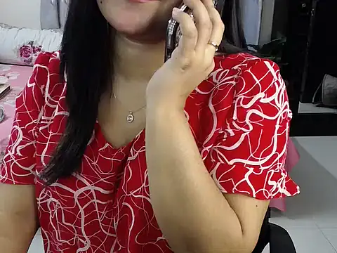 Snapshot of Ridiha_Pari chatting on February 10, 2026, 5:39 pm Ridiha Pari online show from February 10, 2026, 5:39 pm