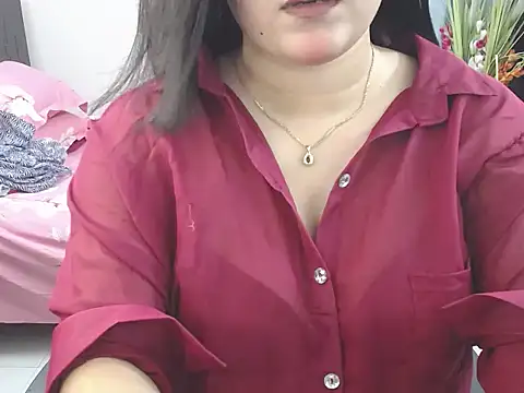 Snapshot of Ridiha_Pari chatting on June 17, 2026, 4:52 pm Ridiha Pari online show from June 17, 2026, 4:52 pm