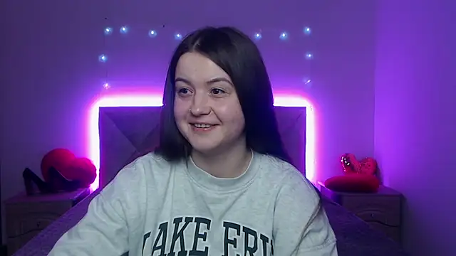 Snapshot of MavkaCute chatting on February 9, 2026, 7:07 pm MavkaCute online show from February 9, 2026, 7:07 pm