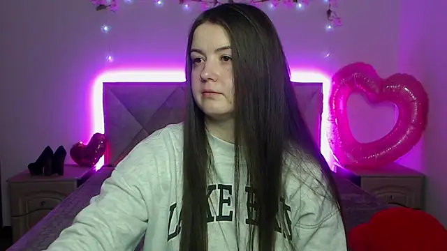 Snapshot of MavkaCute chatting on February 28, 2026, 7:04 pm MavkaCute online show from February 28, 2026, 7:04 pm