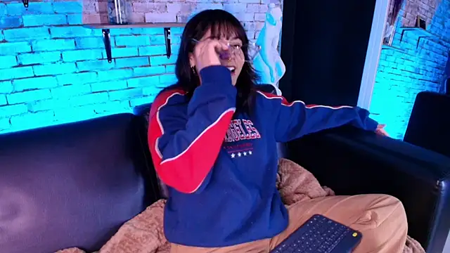 Snapshot of kitty_malach chatting on December 21, 2025, 3:13 am kitty malach online show from December 21, 2025, 3:13 am