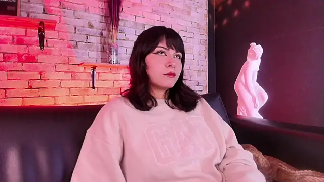 Snapshot of kitty_malach chatting on February 21, 2026, 3:29 am kitty malach online show from February 21, 2026, 3:29 am