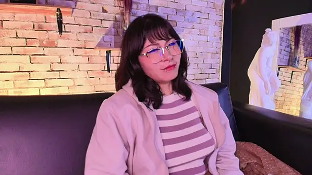 Snapshot of kitty_malach chatting on March 2, 2026, 7:15 am kitty malach online show from March 2, 2026, 7:15 am