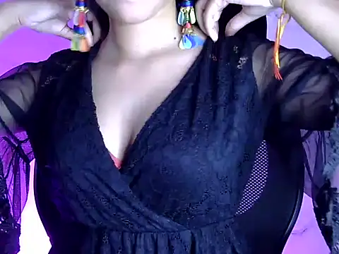 Snapshot of kaira_sharma11 chatting on February 13, 2026, 6:15 pm kaira sharma11 online show from February 13, 2026, 6:15 pm