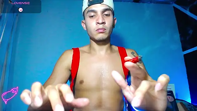 Snapshot of Angel_latinboy chatting on February 4, 2025, 9:10 pm Angel latinboy online show from February 4, 2025, 9:10 pm