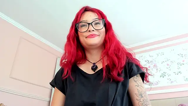 mae lyra online show from May 19, 2026, 4:57 pm