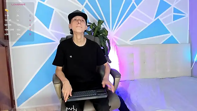 ArthurCox online show from October 11, 2025, 5:44 pm