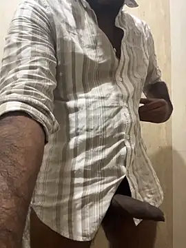 hotboy hyd1 online show from April 2, 2026, 1:53 pm