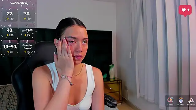 SaraWagner  online show from March 31, 2026, 12:12 am