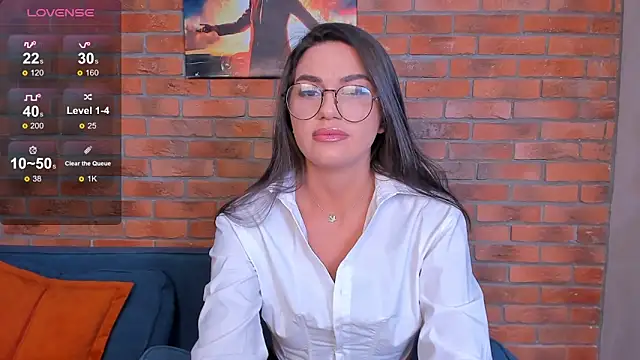 Snapshot of Andriana_1 chatting on October 15, 2025, 9:26 pm Andriana 1 online show from October 15, 2025, 9:26 pm