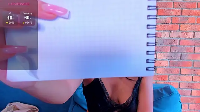 Snapshot of Andriana_1 chatting on November 20, 2025, 3:39 am Andriana 1 online show from November 20, 2025, 3:39 am