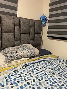 Snapshot of MacaW09 chatting on November 26, 2025, 11:06 pm MacaW09 online show from November 26, 2025, 11:06 pm