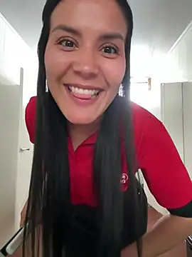 Snapshot of MacaW09 chatting on February 19, 2026, 1:51 pm MacaW09 online show from February 19, 2026, 1:51 pm