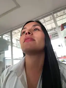 Snapshot of MacaW09 chatting on February 23, 2026, 5:21 pm MacaW09 online show from February 23, 2026, 5:21 pm