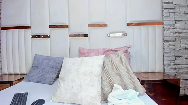 CandyandSteven online show from March 5, 2026, 3:13 am