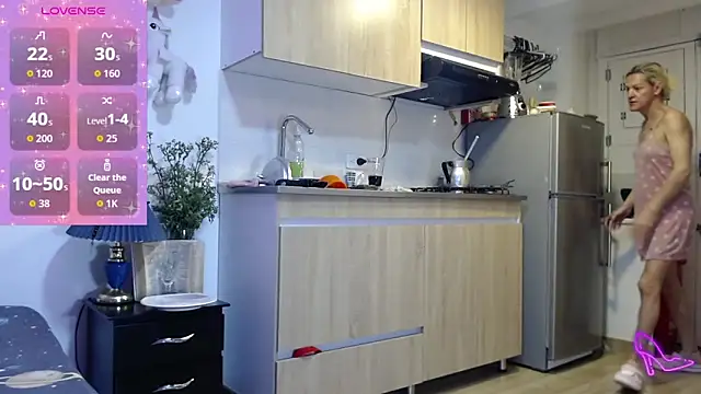 Snapshot of AllysonStonne chatting on February 23, 2026, 2:20 am AllysonStonne online show from February 23, 2026, 2:20 am