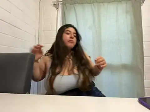 Snapshot of Tukatita69 chatting on October 22, 2025, 9:58 pm Tukatita69 online show from October 22, 2025, 9:58 pm