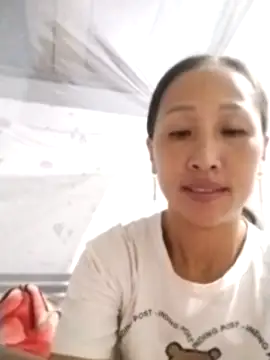 Snapshot of cute_love00 chatting on October 15, 2025, 9:42 am cute love00 online show from October 15, 2025, 9:42 am