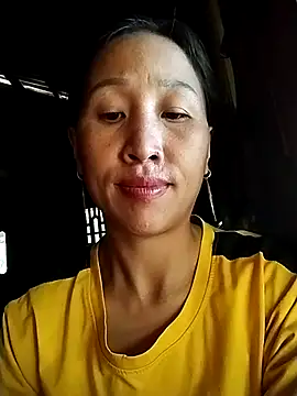 Snapshot of cute_love00 chatting on November 7, 2025, 3:50 am cute love00 online show from November 7, 2025, 3:50 am