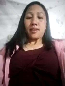 Snapshot of cute_love00 chatting on December 19, 2025, 11:01 pm cute love00 online show from December 19, 2025, 11:01 pm