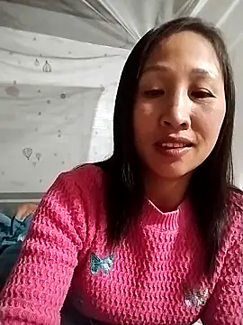 Snapshot of cute_love00 chatting on December 22, 2025, 12:57 pm cute love00 online show from December 22, 2025, 12:57 pm