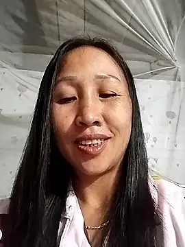 Snapshot of cute_love00 chatting on January 19, 2026, 1:37 pm cute love00 online show from January 19, 2026, 1:37 pm