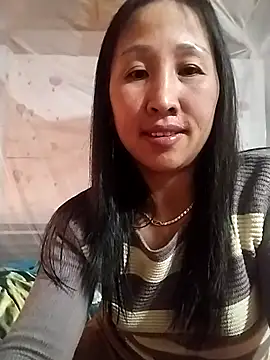 Snapshot of cute_love00 chatting on February 1, 2026, 12:15 pm cute love00 online show from February 1, 2026, 12:15 pm