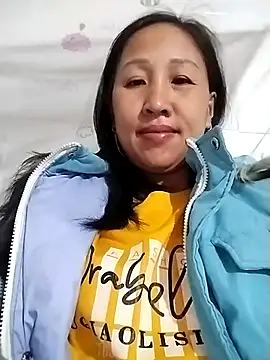 Snapshot of cute_love00 chatting on February 3, 2026, 10:48 pm cute love00 online show from February 3, 2026, 10:48 pm