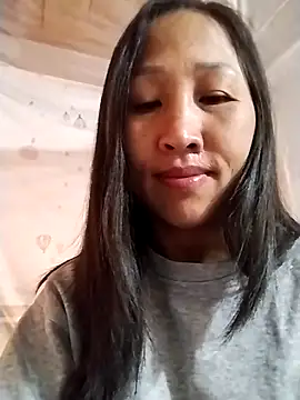 Snapshot of cute_love00 chatting on February 9, 2026, 12:03 am cute love00 online show from February 9, 2026, 12:03 am