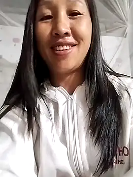 Snapshot of cute_love00 chatting on February 17, 2026, 10:27 pm cute love00 online show from February 17, 2026, 10:27 pm