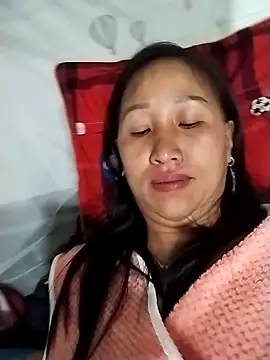 Snapshot of cute_love00 chatting on February 26, 2026, 9:47 pm cute love00 online show from February 26, 2026, 9:47 pm