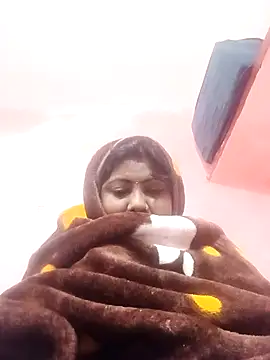 Snapshot of Apkisona8 chatting on December 20, 2025, 5:42 pm Apkisona8 online show from December 20, 2025, 5:42 pm