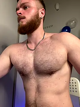 Snapshot of VictorTransMan chatting on December 17, 2025, 6:36 pm VictorTransMan online show from December 17, 2025, 6:36 pm