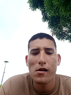 uribe23 online show from October 8, 2025, 7:33 pm