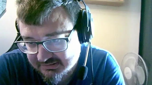 Snapshot of SirAbuser chatting on October 8, 2025, 6:22 am SirAbuser online show from October 8, 2025, 6:22 am