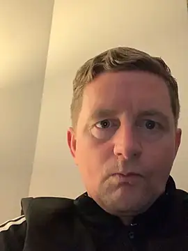 Snapshot of Crusher19830 chatting on October 26, 2025, 11:09 pm Crusher19830 online show from October 26, 2025, 11:09 pm