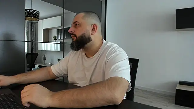 Snapshot of DravenPeak chatting on October 17, 2025, 8:17 am DravenPeak online show from October 17, 2025, 8:17 am