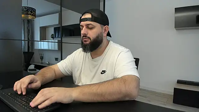 Snapshot of DravenPeak chatting on November 23, 2025, 10:48 am DravenPeak online show from November 23, 2025, 10:48 am