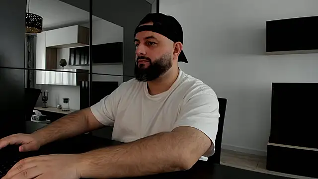 Snapshot of DravenPeak chatting on March 4, 2026, 11:49 am DravenPeak online show from March 4, 2026, 11:49 am