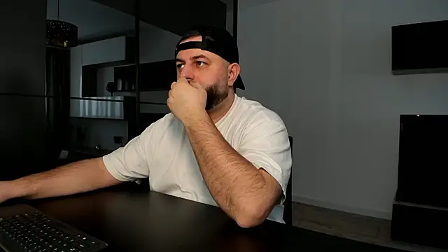 Snapshot of DravenPeak chatting on March 15, 2026, 3:07 pm DravenPeak online show from March 15, 2026, 3:07 pm