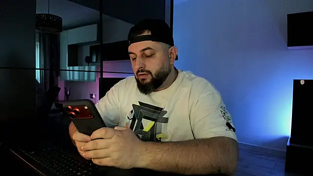 Snapshot of DravenPeak chatting on March 21, 2026, 4:10 pm DravenPeak online show from March 21, 2026, 4:10 pm